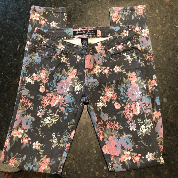 Floral Denim Skinny Jeans - Picture 3 of 10